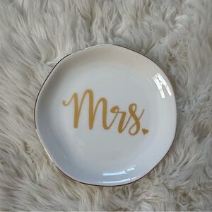 Chic Gold 'Mrs.' Plate
